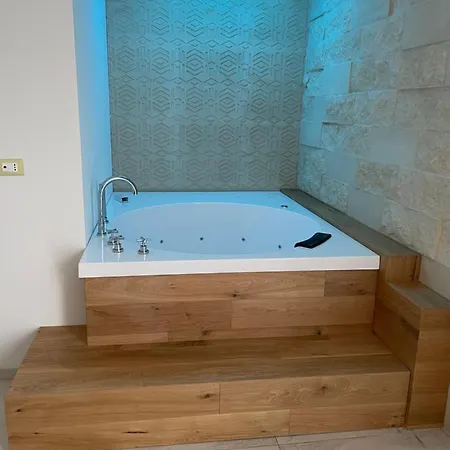 לינה וארוחת בוקר Bluotranto