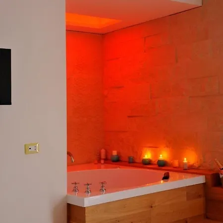 فندق مبيت وإفطار Bluotranto 4*