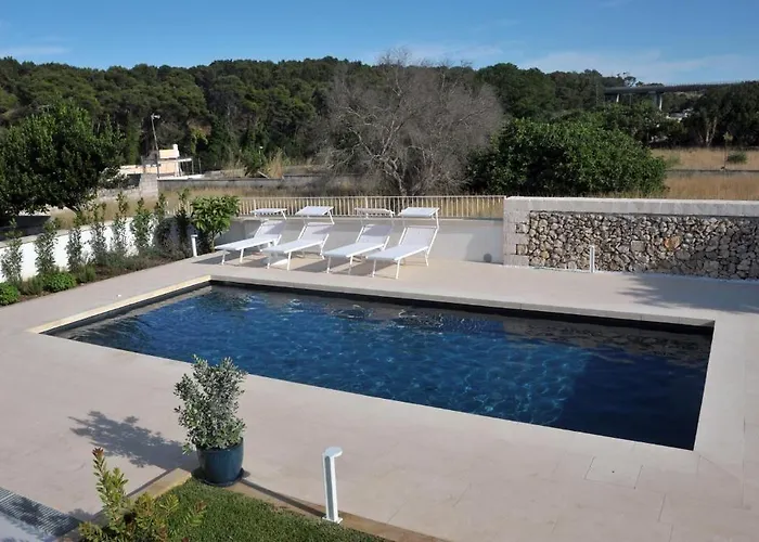 Bluotranto Oda ve Kahvaltı 4*