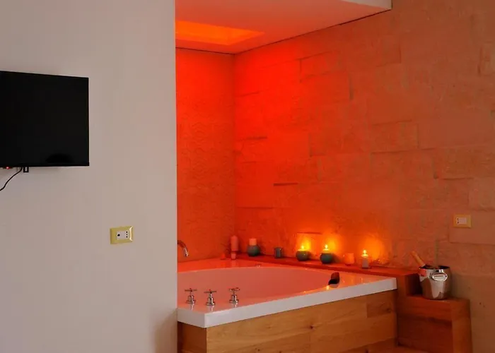 Oda ve Kahvaltı Bluotranto 4*